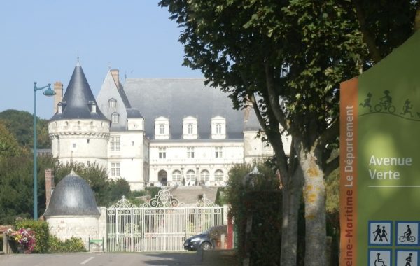 Mesnières en Bray aujourd’hui
